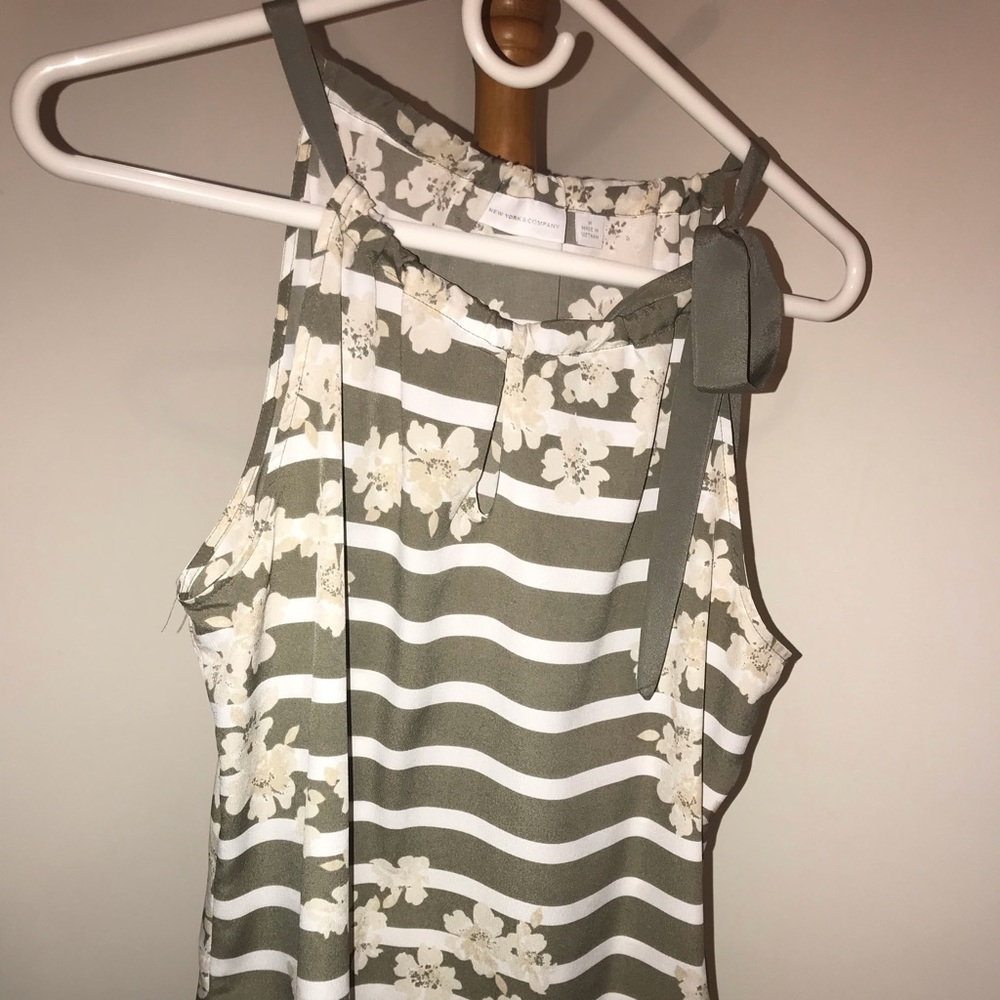 Flower tank